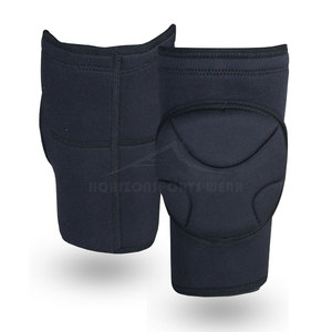 สนับเข่าป้องกันพร้อมโลโก้สั่งทำ สำหรับผู้เล่นผู้ใหญ่ ทนทาน กันลื่น สำหรับอุปกรณ์กีฬา - Product Image 3