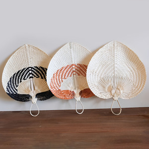 Éventail en bois pour accessoires d'été, éventails traditionnels en feuilles séchées, éventail décoratif en bambou - Product Image 6