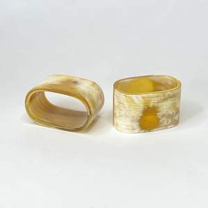 Anillo y Porta Servilletas de Cuerno de Diseño Moderno para Decoración de Mesa, Cuerno de Búfalo Negro para Eventos y Fiestas, Precio al por Mayor - Product Image 3