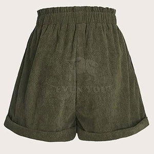 Shorts brodés pour femmes, design tendance, style décontracté, mode estivale, coupe confortable, look moderne - Product Image 2