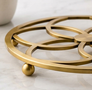 Sous-plat rond en acier inoxydable doré, résistant à la chaleur, motif feuille, pour table - Product Image 2