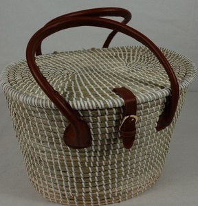 Cestas de picnic de mimbre al por mayor para decoración del hogar y cestas de picnic de Vietnam - Product Image 1