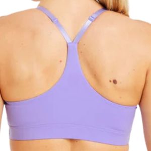 Soutien-gorge de sport essentiel pour femme, doux, offrant un bon maintien, respirant, haut de gamme, extensible, pour le fitness et l'entraînement, vêtements de sport, fournisseur en gros - Product Image 4