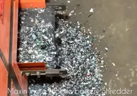 Premium E-Abfall-Schredder Halbautomatische Handy-Akku-Zerkleinerungsmaschine 300 - 500 Kg/Std Kapazität für den Export
