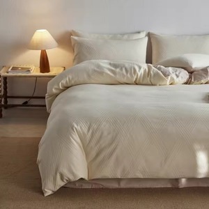 Ensemble de literie personnalisable avec couette unie pour lit Queen/King - Product Image 1