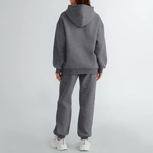 Ensemble de survêtement deux pièces en coton épais pour femme, à séchage rapide, avec sweat à capuche et pantalon de jogging uni - Product Image 6