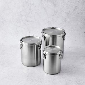 Retro Metal Food <b>Storage</b> <b>Containers</b> With Lids Cylinder Shape <b>Kitchen</b> Use Handcrafted Design Freshness Preservation - Product Image 4