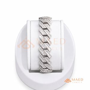 Pulsera de eslabones en V plateada con moissanita, cadena fina, joyería de moda para uso diario, estilo regalo, para compradores de Miami y Chicago - Product Image 5
