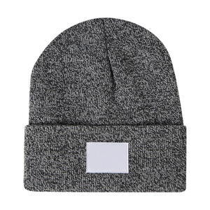 Bonnes affaires : Bonnets d'hiver en gros, bonnets unis de haute qualité à prix abordable - Product Image 4