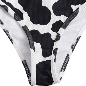 Conjunto de Bikini con Estampado de Vaca para Mujer, Top Halter Cruzado, Braguita Tipo Tanga, Poliéster Elástico y Spandex, Traje de Baño de Dos Piezas - Product Image 3