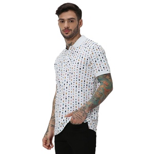 T-shirt de golf uni en coton éponge 100 % pour homme, col rabattu, logo personnalisé, sans motif, anti-plis, séchage rapide, fabriqué au Pakistan - Product Image 5