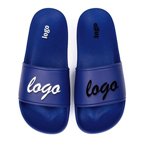 Sandales de luxe personnalisées pour homme – Claquettes de plage unies de haute qualité - Product Image 4