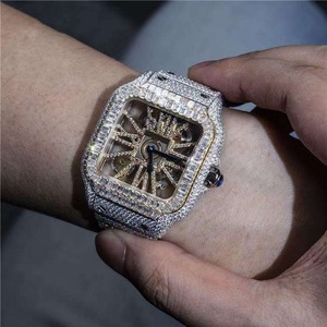 Montre de luxe pour homme, quartz, cadran carré en acier inoxydable, incrustée de diamants moissanite, cadran analogique, verre saphir, fermoir déployant - Product Image 5