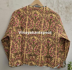 Veste courte matelassée à imprimé floral fait main avec poches, confort doux, qualité supérieure, coton écologique, respirant - Product Image 5