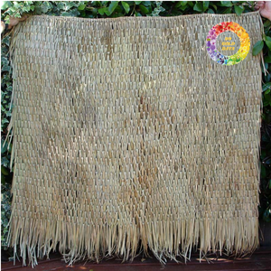 Tuiles de toit en feuilles de palmier naturelles traditionnelles, panneaux de couverture en chaume tissé, revêtement de toiture plat et flexible pour appartement, atelier, pavillon - Product Image 1