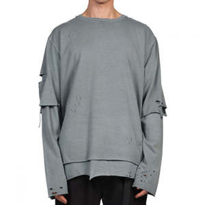 เสื้อยืดแขนยาวผู้ชายสไตล์สตรีทแวร์ ขาดๆ แบบโอเวอร์ไซส์ ผ้าฝ้าย ฮิปฮอป วินเทจ สีเทาฟอก ทรงหลวม สวมใส่สบาย - Product Image 1