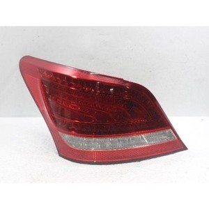 Feu arrière gauche d'occasion Equus 924013N010 - Product Image 1