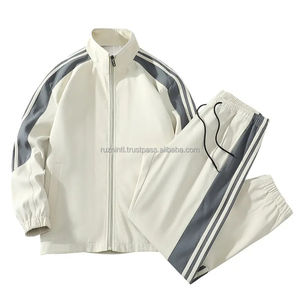 Chill Mode Chándal Cozy and Cool Jogger Outfit, perfecto para el gimnasio, viajes o estilo callejero Look - Product Image 5