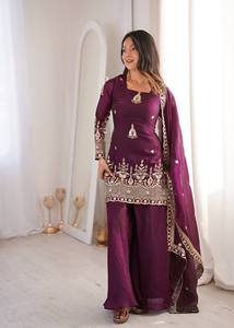 Ensemble Sharara Palazzo en soie de créateur Fendy avec dupatta brodée à sequins - Product Image 3