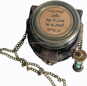 Brújula plana de navegación Vintage Náutica de latón grabado al por mayor con estuche de cuero y collar de regalo temporizador de arena. - Product Image 3