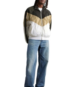 100% Polyester Zip Up Color <b>Block</b> Wholesale Lightweight Windbreaker Jacket Custom Breathable Casual Outdoor Windproof Jacket - Product Image 3