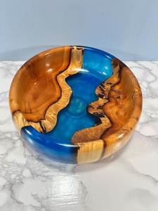Bol rond en résine époxy fait main et personnalisé - Bols décoratifs pour servir des fruits, des collations et des bonbons - Product Image 3