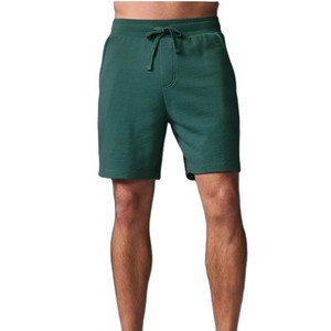 Pantalones Cortos Bermuda de Algodón Verde Sólido para Hombre 2026 con Cordón en la Cintura, Diseño Casual de Tiro Medio con Bolsillos, Tejido Transpirable, ODM - Product Image 1