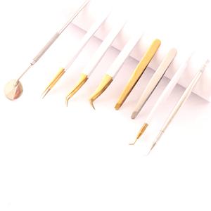 Venta al por mayor de pestañas de volumen de color como bandeja de pestañas pinzas de punta de fibra embalaje personalizado pinzas de extensión de pestañas punta puntiaguda - Product Image 1