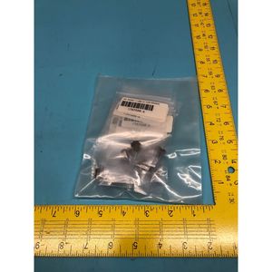 EATON 17a7036-A SCREW E-SHOWER-GSD, 182661 - Équipements et pièces semi-conductrices d'occasion fiables à l'échelle mondiale chez - Product Image 1