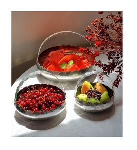 Juego de tres tazones de acero inoxidable para servir frutas secas, aperitivos, postres, en color plateado, forma redonda, tazón para frutas. - Product Image 2