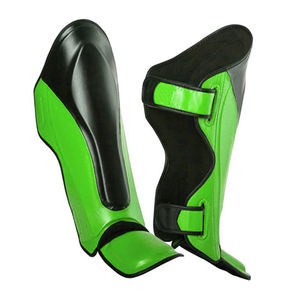 Nouvelles protections de tibias professionnelles pour la boxe et le Muay Thai, en cuir PU léger, réglables, avec logo personnalisé, taille personnalisée, haute qualité - Product Image 6