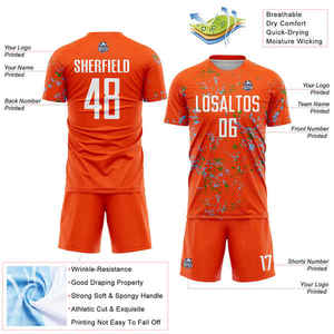 Uniformes de football personnalisables - Tissu léger 100% polyester respirant, anti-transpiration, protection UV, noms d'équipe personnalisés, OEM - Product Image 5