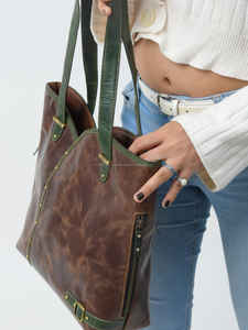 Bolso de mano de cuero vintage para mujer con gran capacidad de almacenamiento - Product Image 6