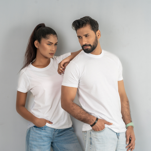T-shirt pour femme en coton peigné 100% de qualité supérieure, manches courtes, col rond, coupe classique, 150 GSM, idéal pour l'été. - Product Image 4