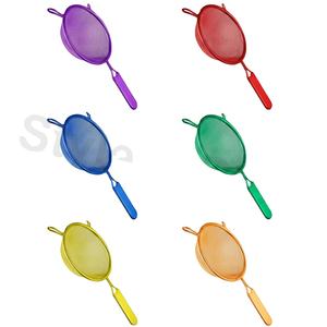 ที่กรองชาโลหะสำหรับใช้ในชีวิตประจำวัน ทำจากสแตนเลส พร้อมฐานรอง ใช้กรองอาหารได้ - Product Image 1