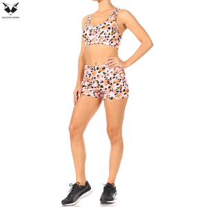 Customized Made Women's Workout Outfit Activewear 2 Piece Set <b>Crop</b> <b>Top</b> High Waist Shorts Sublimated Workout Set - Product Image 4