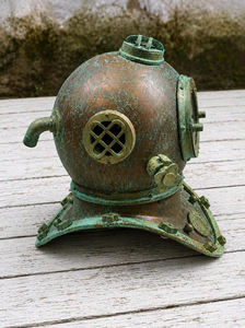 Réplique de casque de plongée Mark V en métal massif vert, casque de plongeur en eaux profondes, décoration nautique maritime, objet de collection vintage pour exposition sur le thème de l'océan - Product Image 4