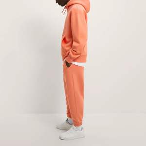 Sweat-shirts chauds pour hommes avec doublure en sherpa pour les conditions météorologiques extrêmement froides, maintenant vendus aux prix les plus raisonnables - Product Image 3