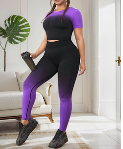 Ensemble sportif 2 pièces pour femme, dégradé violet et noir, manches courtes, col rond, tricoté en spandex/coton, leggings longs respirants - Product Image 1
