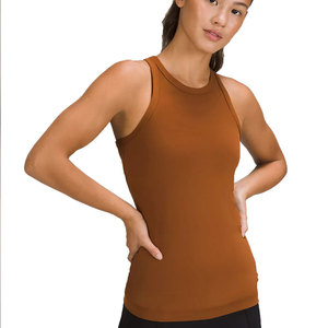 Débardeur de sport respirant et à séchage rapide pour femme, idéal pour la gym, le yoga, la course et l'entraînement - Product Image 1