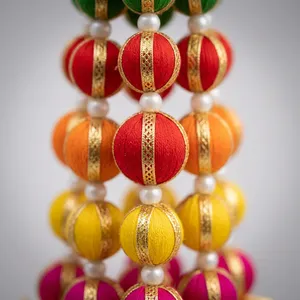 Décoration de porte traditionnelle multicolore perlée avec accents de perles et pompons dorés pour mariage, festival, pooja et décoration intérieure - Product Image 4