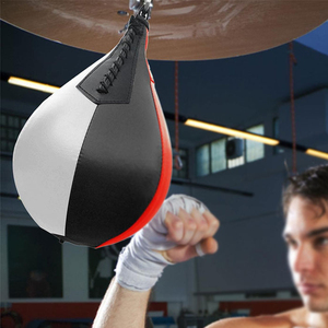 Saco de Boxeo de Cuero Hecho a Medida para Entrenamiento de MMA y Golpeo - Saco de Combate para Golpear y Patinar de Calidad Económica - Product Image 4