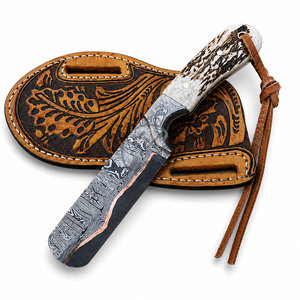 มีดคาวบอย Western Bull Cutter ทำจากเหล็กดามัสกัสทองแดง ด้ามจับทำจากเขาสัตว์  ปลายมีดแบบ Drop Point หนา 4 มม. ความยาวรวม 8 นิ้ว - Product Image 1