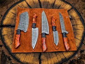 Ensemble de couteaux de cuisine professionnels en acier Damas faits à la main, manche en résine rouge, comprenant un couteau à découper, un couteau à trancher et un couteau à désosser, directement du fabricant - Product Image 6
