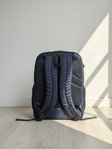 Sac à dos pour ordinateur portable en polyester grande capacité avec logo personnalisé, 18 pouces, fermeture éclair résistante à l'eau, sac à dos multifonctionnel pour un usage quotidien - Product Image 4