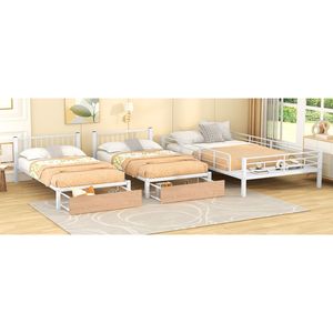 Letto a castello triplo in metallo bianco con cassetti e sponde di protezione, modello Overlook - Product Image 6