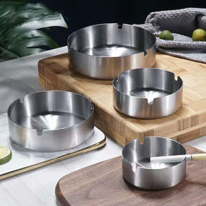 Ensemble de cendriers ronds en laiton, cendrier en métal pour la maison, le bureau, l'hôtel, décoration de table, finition dorée vintage - Product Image 4