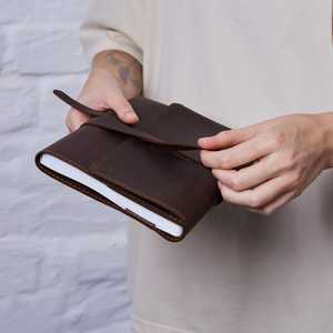 ผู้ผลิตซองหนังแท้ทำมือสุดหรูสำหรับปกสมุดบันทึก ขายส่ง ซองใส่สมุดบันทึกแบบเติมได้ รุ่น LBC-0043 - Product Image 5