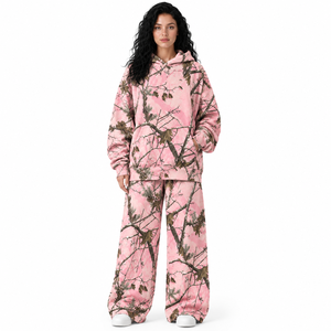 Conjunto Deportivo de Invierno Premium para Mujer, Informal, Color Rosa, Estampado de Camuflaje Woodland, Sudadera con Capucha y Pantalones a Juego - Product Image 6