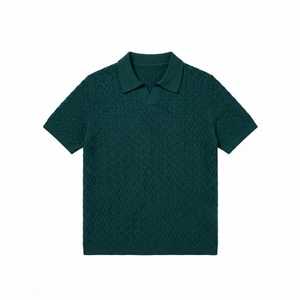 เสื้อเชิ้ตผู้ชายสีเขียว ผ้าถักเนื้อผ้าฝ้าย ป้องกันการเป็นขุย ด้านหน้าลำลอง ขายส่ง OEM ODM กระดุมเปิด คอปก แขนสั้น จำนวนมาก - Product Image 1